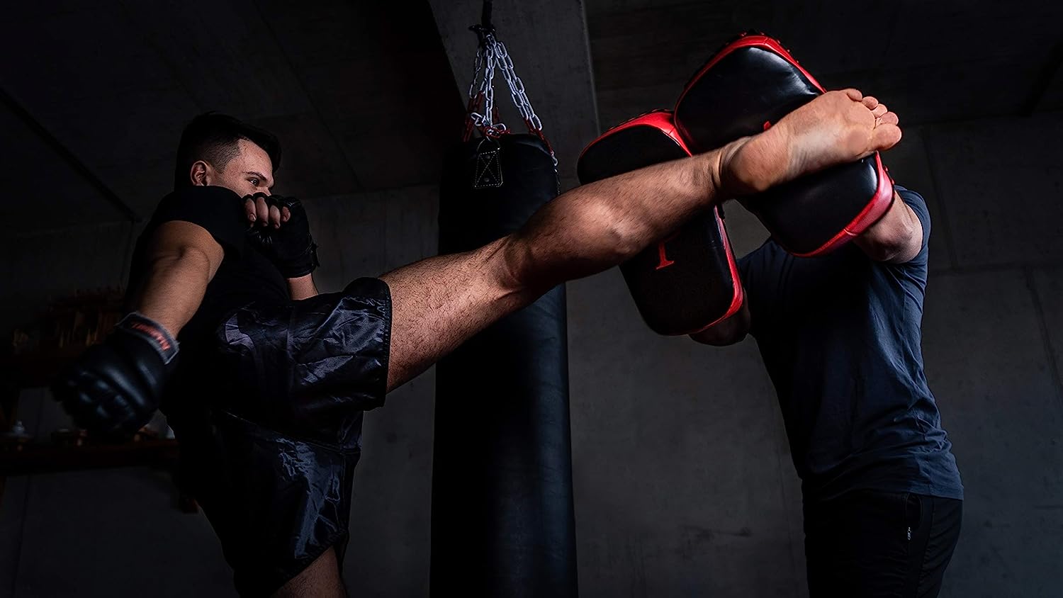 Read more about the article Maximizing Your MMA Training Sessions with the Best Pads and Shields